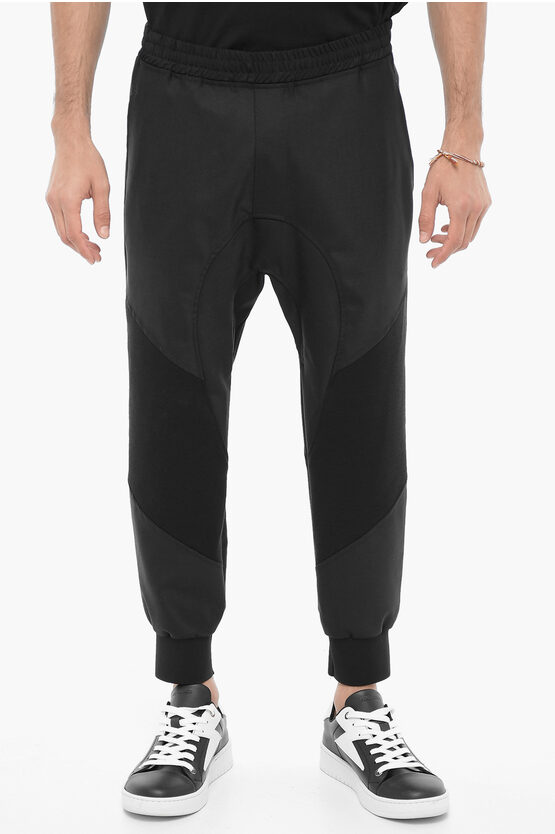 Lässige Hose aus Schurwollmischung im Slouch-Fit in Schwarz Image