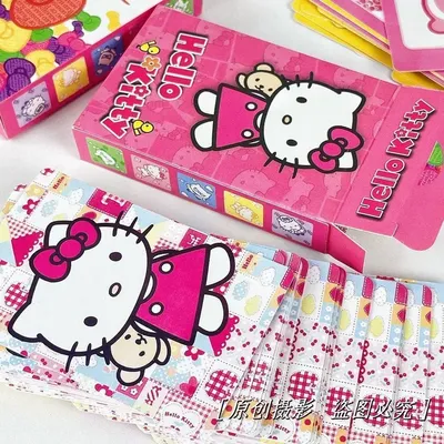 Hello Kitty Spielkarten, Party, Kartenspiele, Karte, Frühlingsausflug, niedlicher Studentenwohnheim, unverzichtbares Kt Cat Entertainment-Brettspiel Image