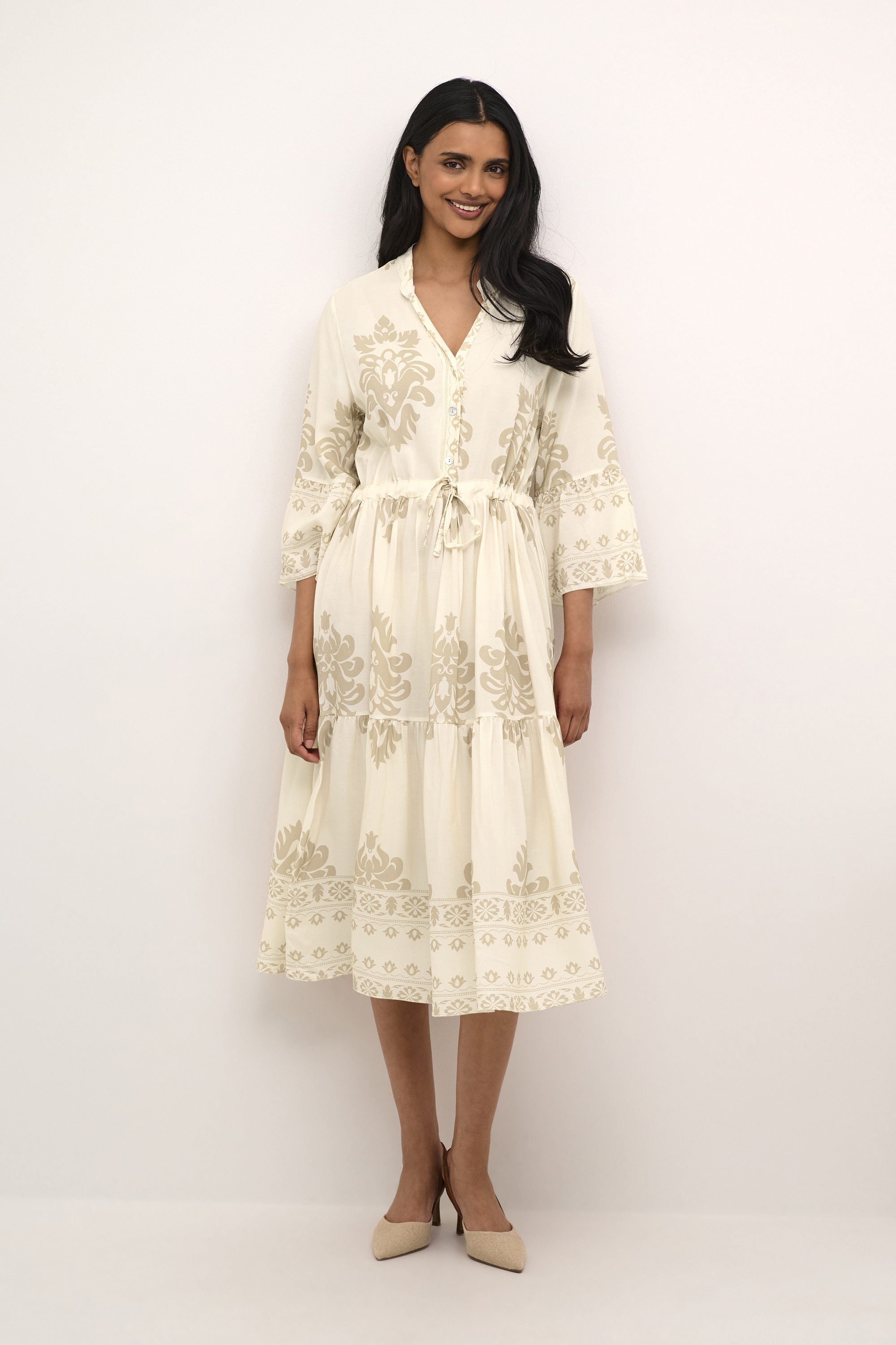 Kleid Feminine beige L/XL