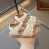 Kinder Neue Sommer Mädchen Schuhe Strand Kinder Blume Prinzessin Sandalen Sommer Baby Weiche Sohle Großhandel Wohnungen Größe 22-31