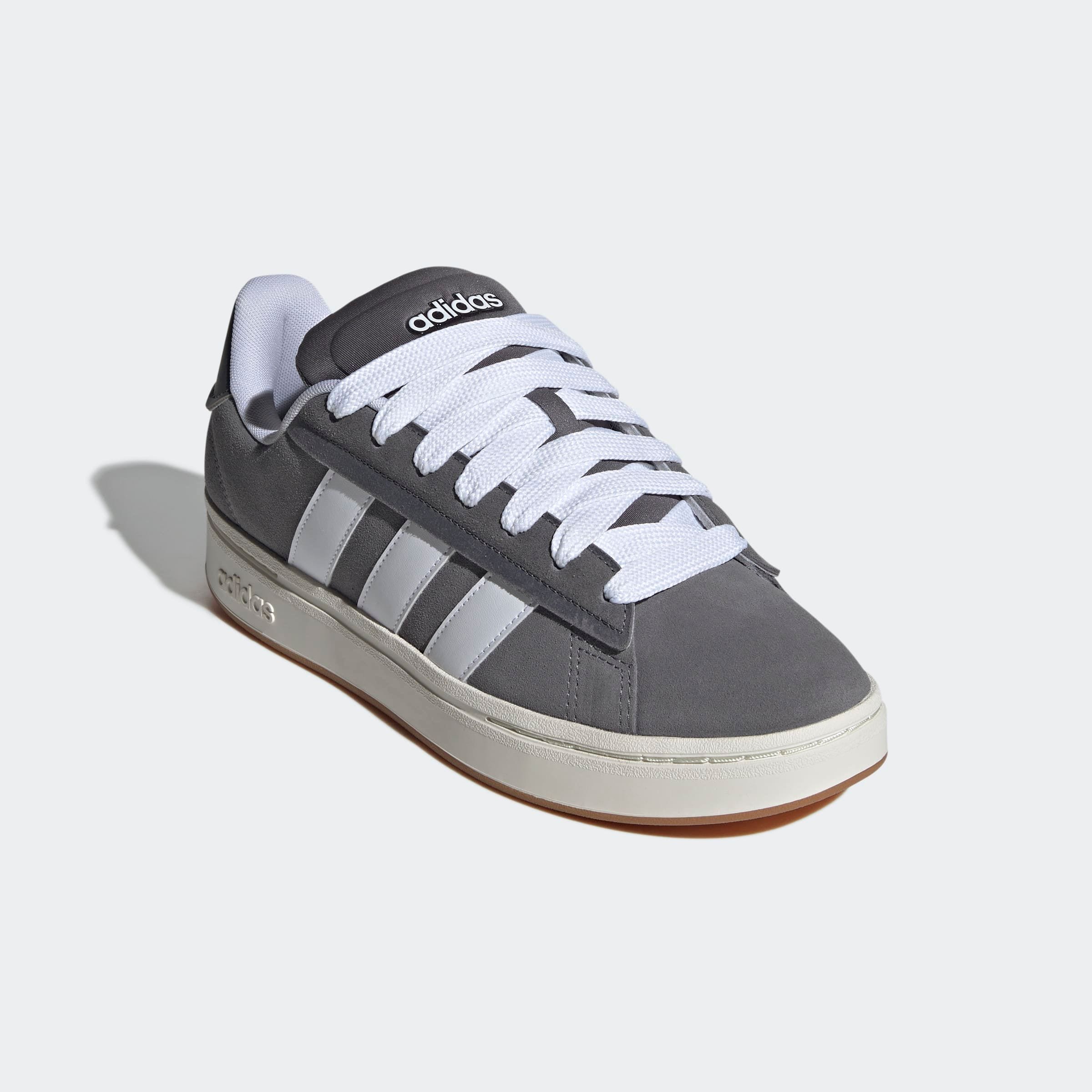 Sneaker ADIDAS SPORTSWEAR "GRAND COURT ALPHA", Herren, Gr. 42,5, weiß (grau four, cloud weiß, sanftes weiß), Leder, Synthetik, Schuhe Sneaker, Design inspiriert vom adidas Campus 00