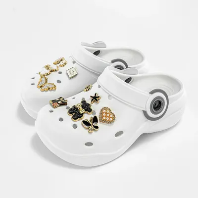 New Cartoon Black and White Bear Easiest for Match Croc Shoes Women's Outerwear Flat Non-Slip Slippers Fashion Baotou Sandals 8808