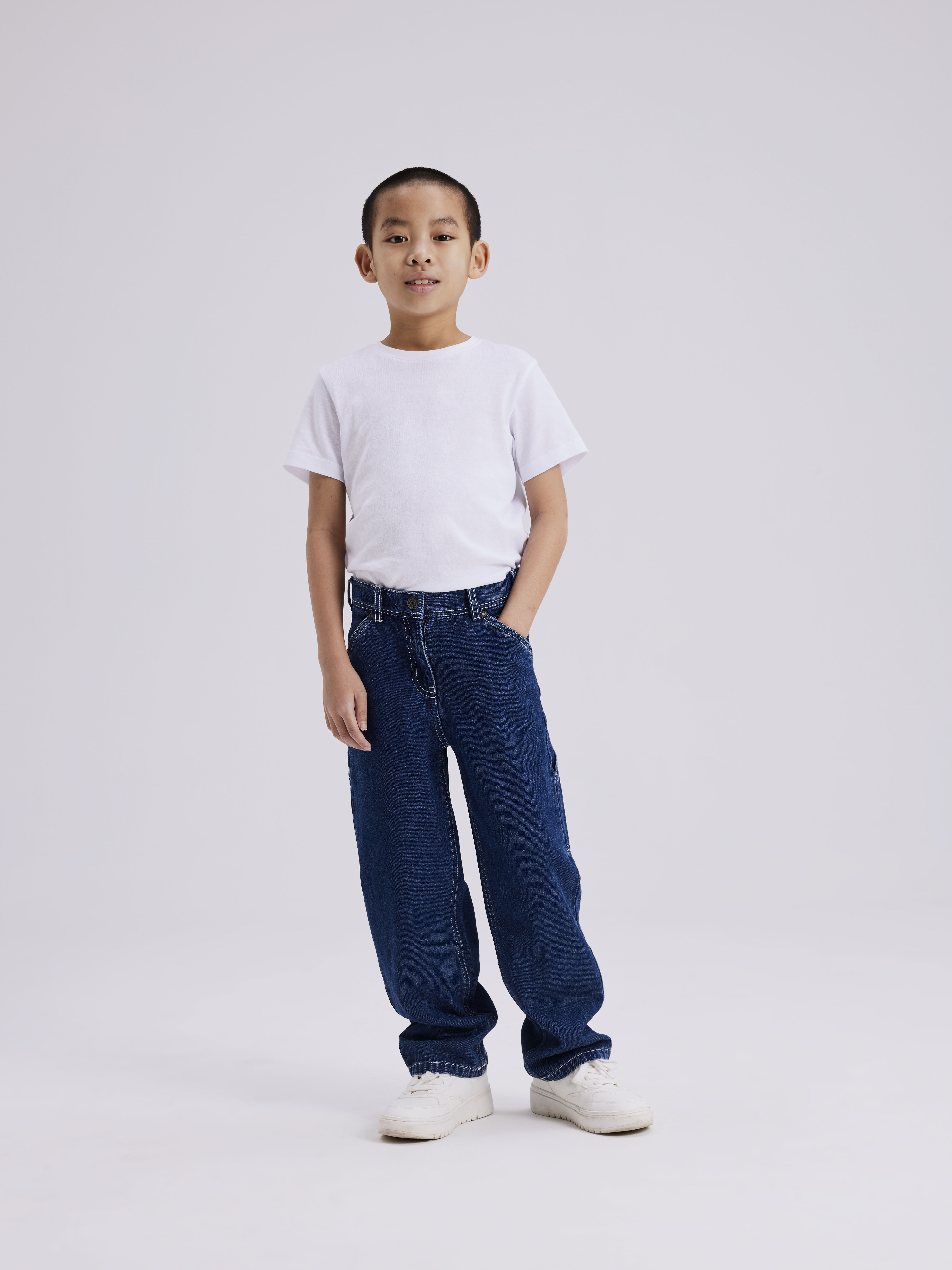 5-Pocket-Jeans NAME IT "NKMRYAN für Jungen mit geradem Bein und 5-Pocket-Style", Jungen, Gr. 122, N-Gr, blau (dunkelblau denim detail:strong), Denim/Jeans, Obermaterial: 100% Baumwolle, unifarben, straight fit knöchellang, Jeans, unifarben, casual,... Image
