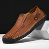 Handgefertigte Leder-Herrenschuhe, bequeme Slipper, Slip-on-Freizeitschuhe, flache Schuhe in
