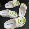Miniso Solid Mike Anime Schuhe Hausschuhe Kawaii Disney Monsters Sandalen Eva Beach Home Atmungsaktive Schuhe Erwachsene Kinder Geschenk Komfort