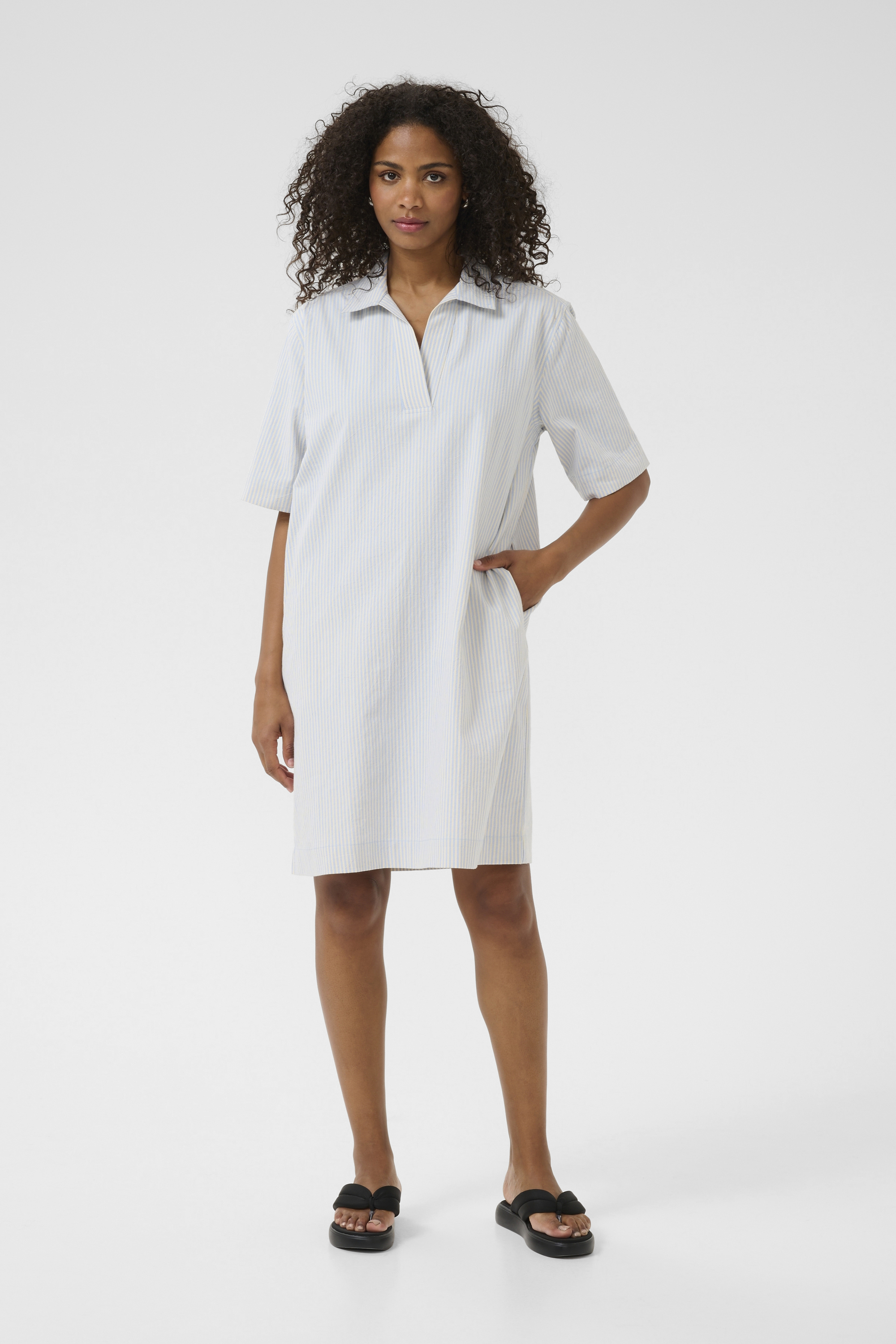 Kleid Loose fit blue white Image