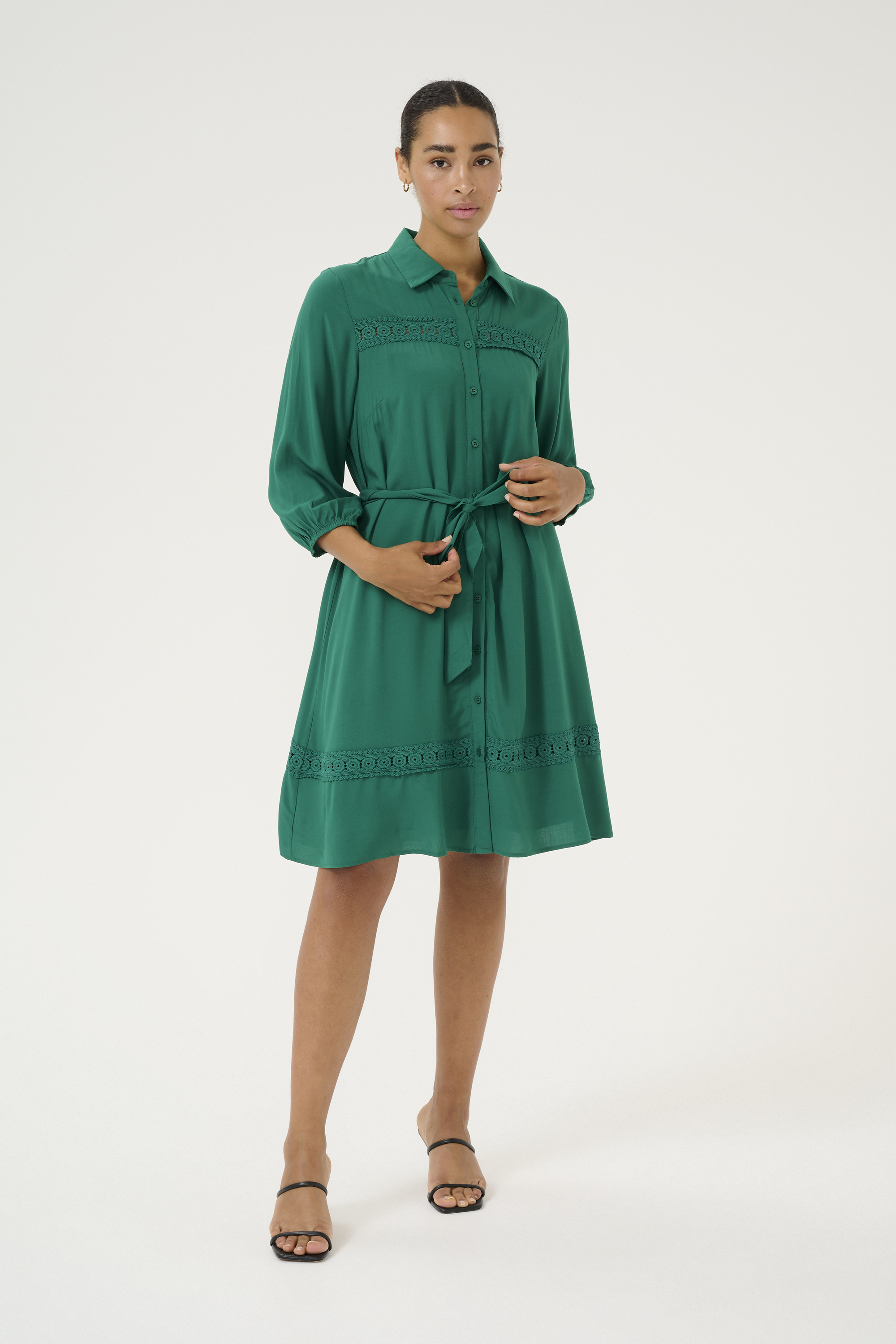 Kleid Regular fit green Image