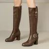 Reife dunkelbraune schwarze Winter Herbst Schuhe für Frau Schnalle Gürtel Freizeit täglich kniehohe Stiefel Reiß verschluss Luxus Designer Stiefel Größe 52