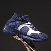 2025 sommer Neue Atmungsaktive männer Schuhe Fliegen Mesh Faul Socken Schuhe Dicken Sohlen Laufschuhe Casual Sport Schuhe