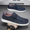 Heißer Verkauf Freizeitschuhe für Männer Atmungsaktive leichte Herren-Loafer Große Größe 39-47