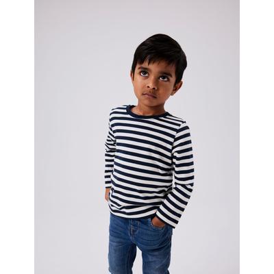 Langarmshirt NAME IT "NMMSALMO NREG LS TOP NOOS", Jungen, Gr. 116, blau (schwarz sapphire), Jersey, Obermaterial: 100% Baumwolle, gestreift, casual, normal, Rundhals, Langarm, Shirts Image