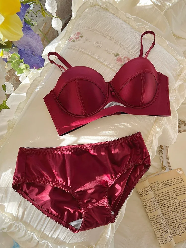 Von Victoria-Stil inspiriertes rotes Dessous-Set, Push-Up-Minimizer-BH, Vintage, ohne Bügel | MOYISU Zodiac Year Special Sex Brustverstärker Image