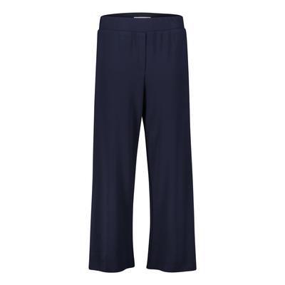 Culotte BETTY & CO "Betty & Co Culotte mit elastischem Bund", Damen, Gr. 46, Normalgrößen, blau (dunkelblau), Obermaterial: 67% Viskose, 29% Polyester, 4% Elasthan., casual, figurumspielend 7/8-Länge, Hosen Image