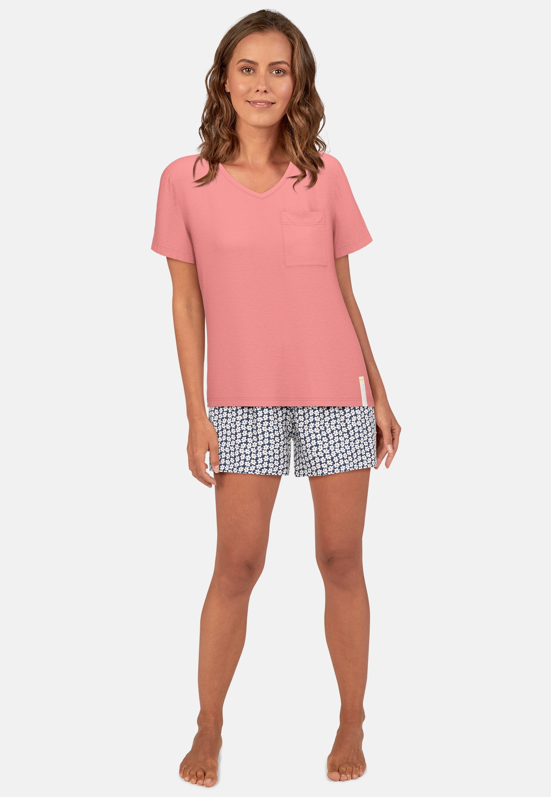 Shorty TOM TAILOR "Westport", Damen, Gr. 46 (XXXL), rot, Jersey, Obermaterial: 95% Baumwolle, 5% Elasthan, Casual, bequem kurz, V-Ausschnitt, Homewear-Sets, mit Print, Kurzarm, V-Ausschnitt, kurze Hose, Baumwollmix Image