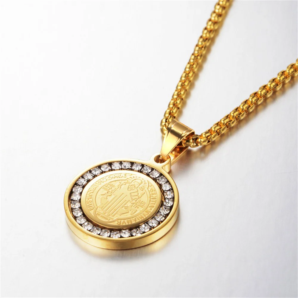 Religiöse San Benito Heilige Medaille Anhänger Gold Farbe Edelstahl Zirkon Jesus Kreuz Runde Halskette für Männer Frauen Schmuck Geschenk Image