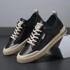 Sommer Klassische Schwarze Männer Niedrige Schuhe Große Größe 48, Leder Casual Schuhe für Männer Atmungsaktive Flache Schuhe Männer zapatos para hombre