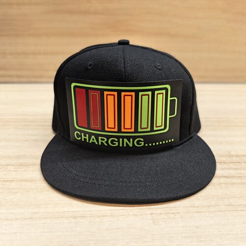 Soundaktivierter LED-Snapback-Hut, LED-Hüte, Baseball-Cap mit Nachrichtenanzeige, für Party, Weihnachten, Halloween Image