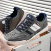 Herrenschuhe, neue 2025, flache Wanderschuhe aus Leder, Freizeitschuhe für Herren, barfuß, breite Zehen, lässige Turnschuhe, große Größe 47, 48