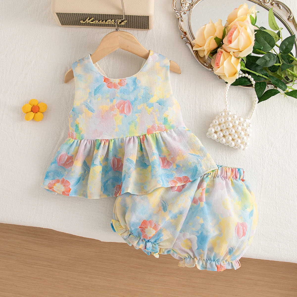 Sommer 2-teiliges Set Kleidung Mädchen ärmellose Shorts Blumendruck Babykleidung süße Schleife blau Strand Party Baby-Sets Image