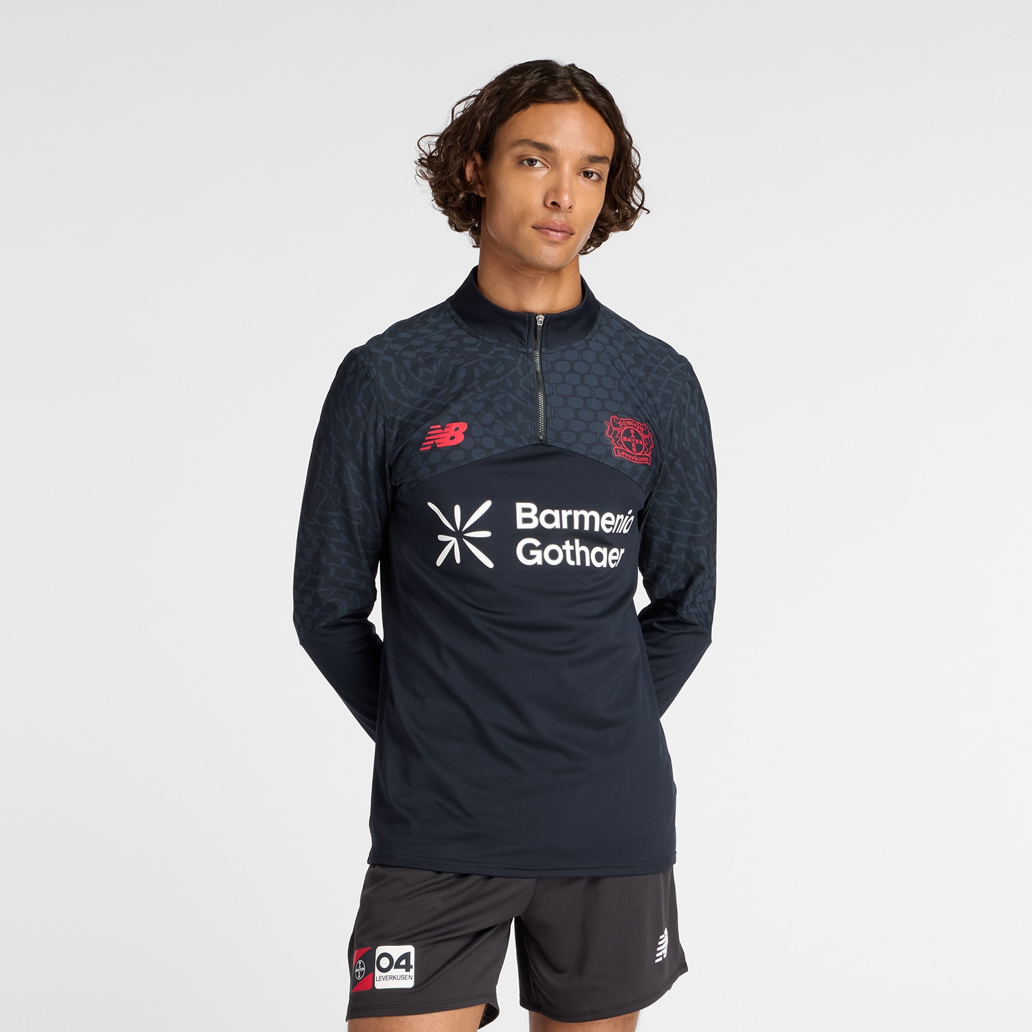 Trainingsshirt NEW BALANCE "BAYER 04 LEVERKUSEN MIDLAYER", Herren, Gr. XL, schwarz, Obermaterial: 85% Polyester, 15% Elasthan, Shirts