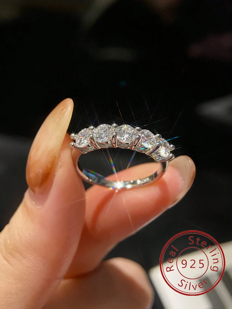 Schlichtheit aus 925er-Sterlingsilber, klassisch, glänzend, fünf Sterne, Zirkon-Ring für Frauen, Verlobung, Hochzeit, luxuriös, hochwertiger edler Schmuck Image