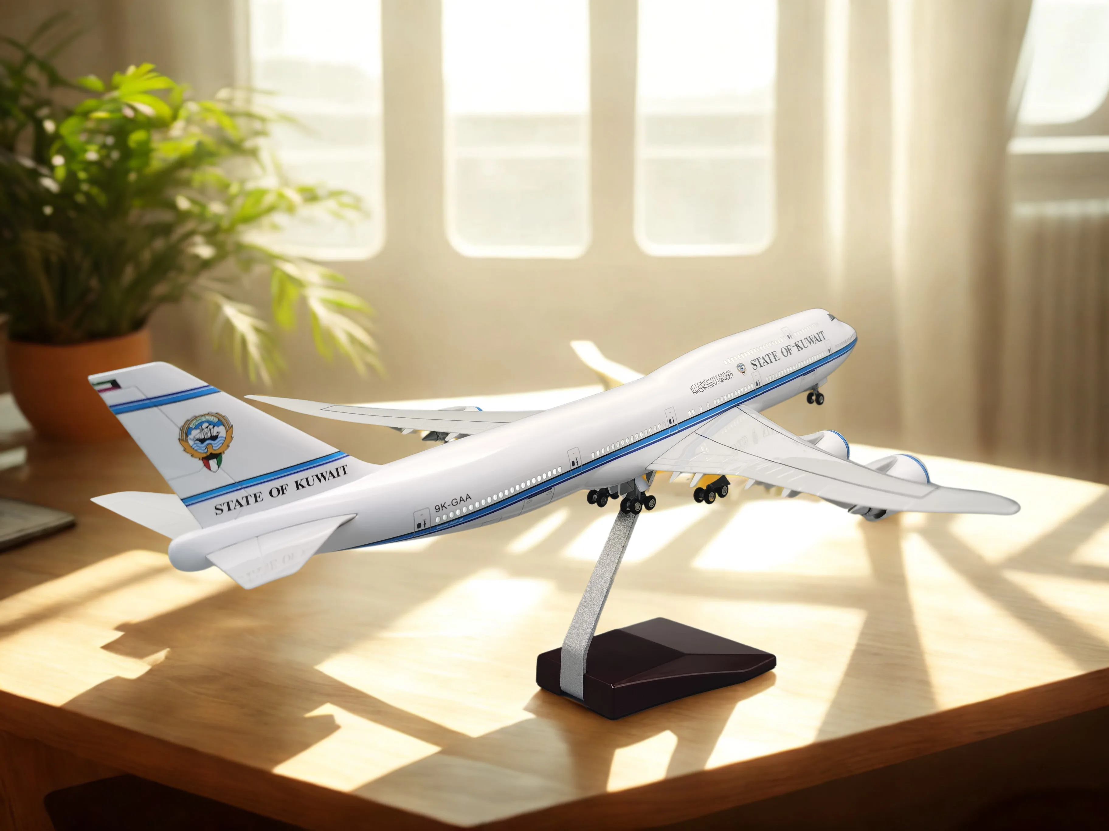 Kinderspielzeug im Maßstab 1:150, 47 cm, Kuwaiti-Flugzeugmodell B747, Modellflugzeug Corporation, Druckguss-Flugzeug für Erwachsene mit LED-Licht Image