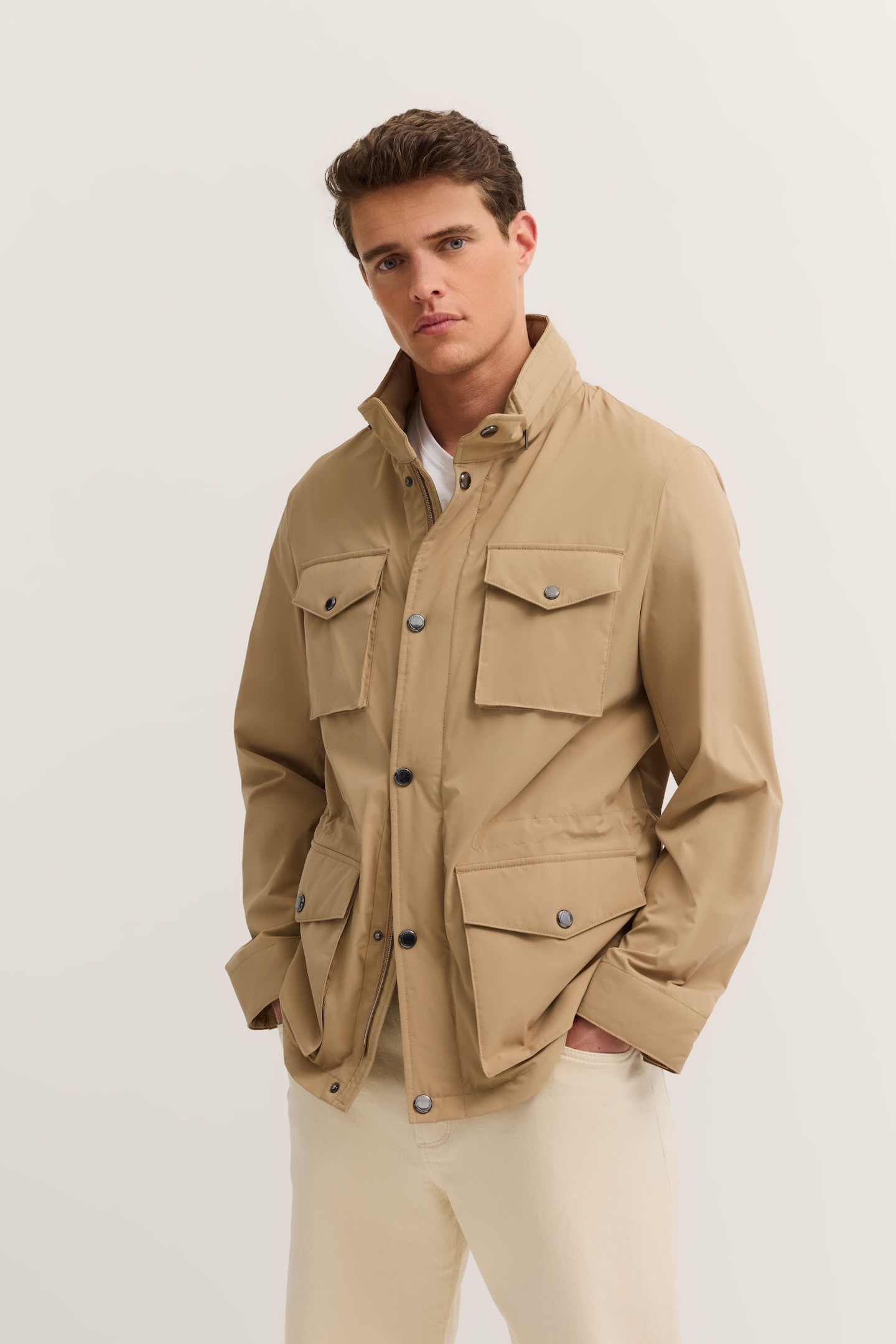 Fieldjacket BUGATTI "Regular Fit", Herren, Gr. 50, beige (40, beige), 100% Polyester, unifarben, regular fit, Manschette, Jacken, mit Stretch & Stehkragen