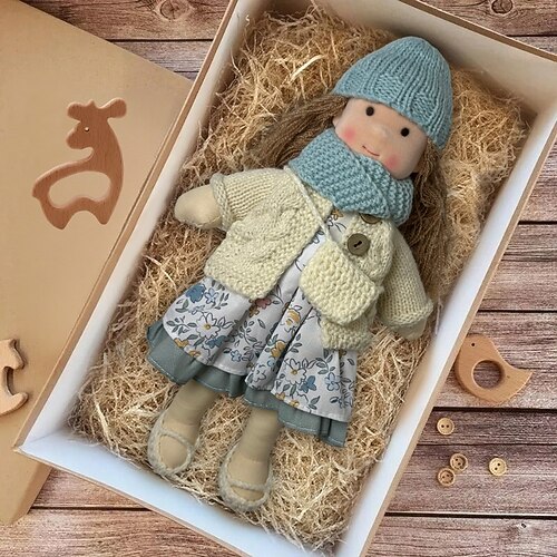 handgemachte Waldorfpuppe Baby Mädchen mit Kleidersets - 11,8 Zoll weiche Plüschpuppe für Kleinkinder ideales Weihnachtsgeschenk für Kinder Image