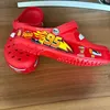 Neue Disney Mcqueens Pixar Cartoon Solide Wasserdichte Hausschuhe Loch Sandalen Outdoor Sand Sandalen Casual Atmungsaktive EVA Erwachsene Schuhe