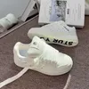 Zhao Lusi's gleiche Retro-Nische 2025, neue vielseitige, modische, lässige Brotschuhe, gelbe Turnschuhe, trendige Damenschuhe