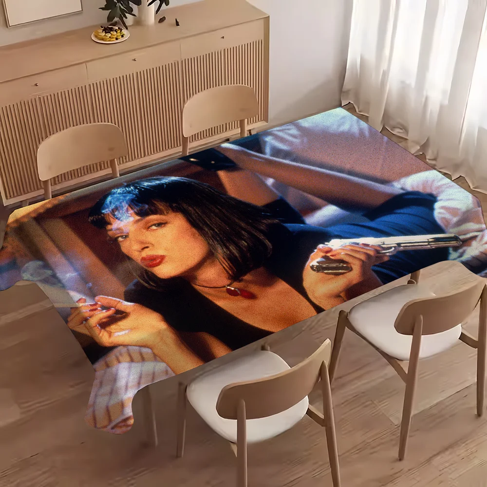 Klassische Film Pulp Fiction Tischdecke für drinnen und draußen, wasserdichte Dekoration, rechteckige Picknick-Tischdecke Image