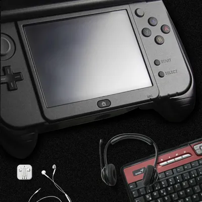 Hand Grip Handle Stand with Kick-Stand Handle Console Grip Protective Cover Skin Hand Grip Holder for New 3DS XL LL