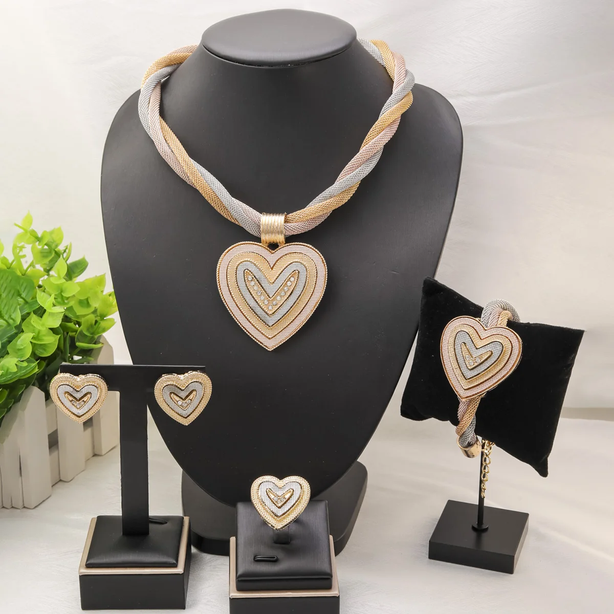 Dubai Gold Farbe Quasten Herzförmige Anhänger Halskette Schmuck-Set für Frau Hochzeit Braut African Indian Party Zubehör Image