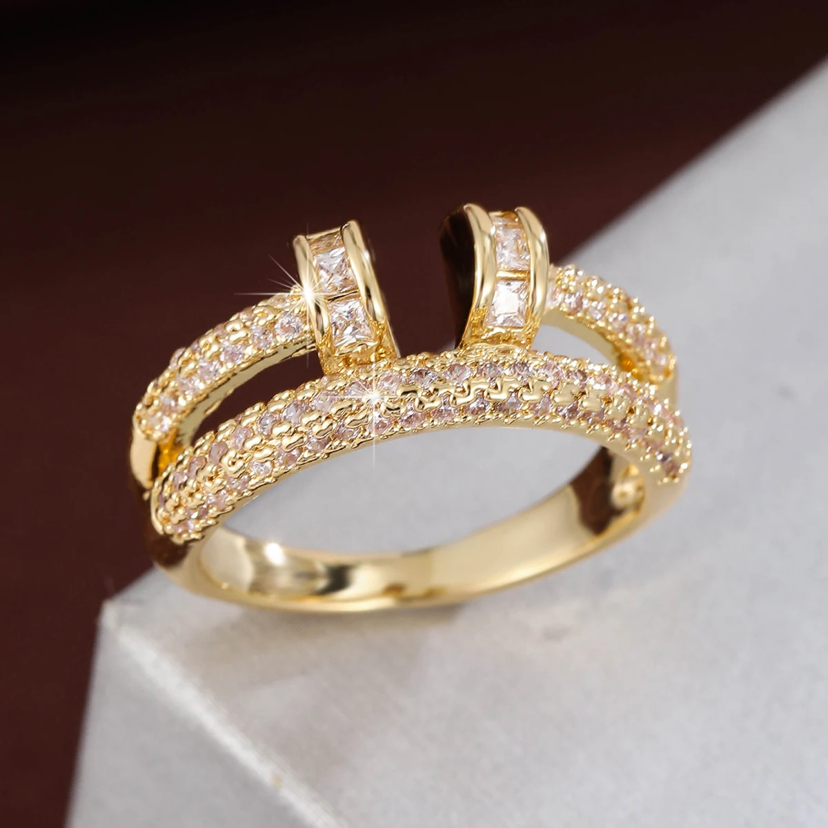 Exquisiter Kreuz-Design-Ring mit Baguette, synthetischem Zirkonia, funkelnder Statement-Schmuck für Frauen Image