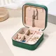 Organizzatore di gioielli Scatola di esposizione Custodia per gioielli Scatola di gioielli portatile Scatola di immagazzinaggio in pelle per orecchini da viaggio da donna, collana ad anello