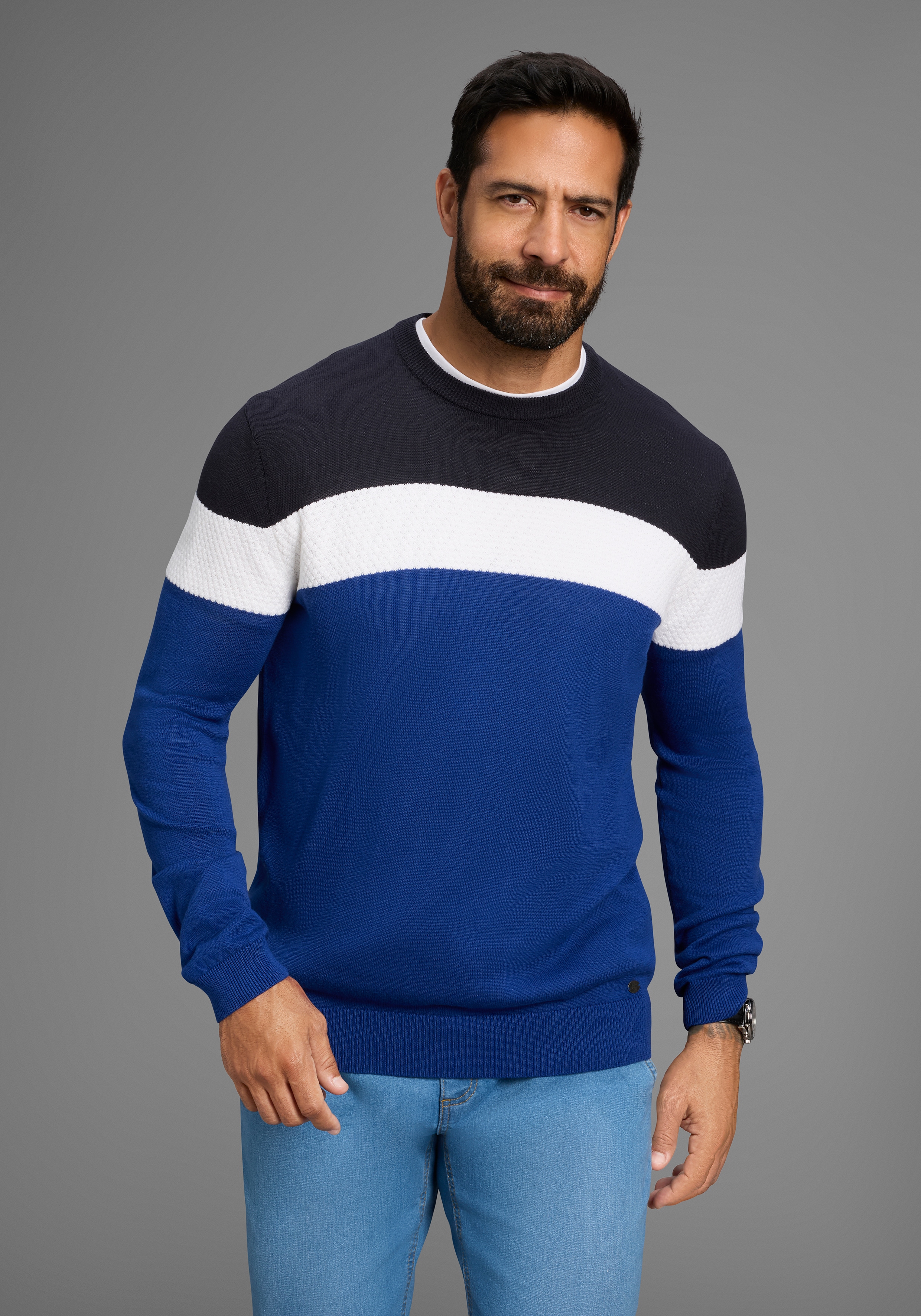 Rundhalspullover H.I.S "neue Farben", Herren, Gr. XL (56/58), blau (royalblau gestreif), Feinstrick, Obermaterial: 50% Baumwolle, 50% Polyacryl, colorblocking, regular fit, Rundhals, Rippstrickbündchen, Pullover, Colorblocking, in leichter... Image