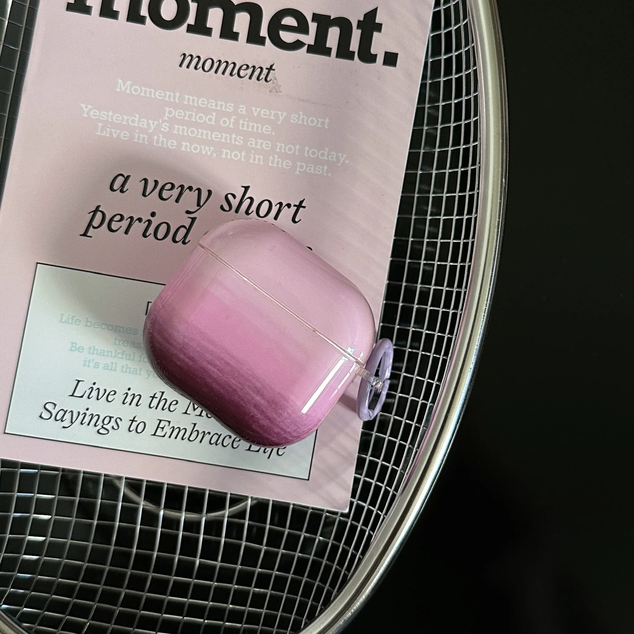 Schicke, einzigartige, traubenlila Farbverlaufs-Ohrhörerhülle mit Ölgemälde-Textur, Anhänger und Ring für AirPods 1, 2, 3, 4, Pro Pro 2 Image