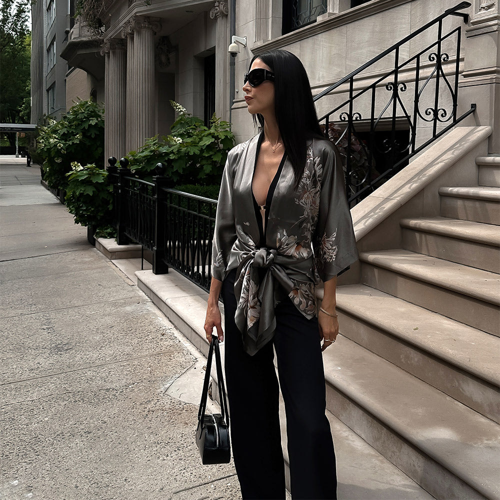 KIM+ONO Kimono Robe | Washable Silk Yuri Short Kimono Robe | Washable Silk | Ash | Short