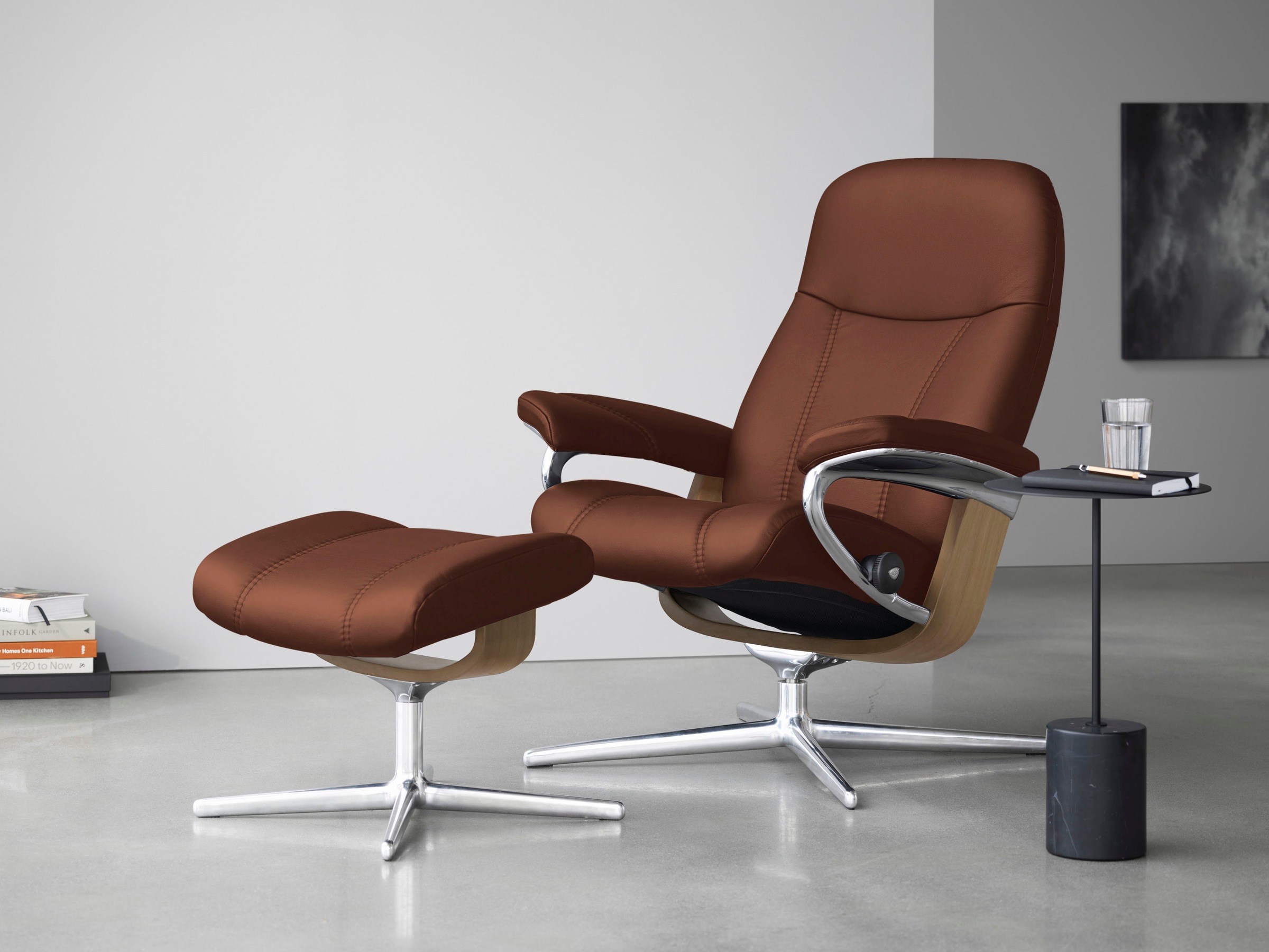Relaxsessel STRESSLESS "Consul", braun (copper paloma), B:91cm H:102cm T:79cm, Leder PALOMA: PALOMA ist ein durchgefärbtes Semianilin-Möbelleder mit natürlicher Narbung., Sessel, Relaxsessel, mit Hocker, mit Cross Base, Größe S, M & L, Holzakzent Eiche