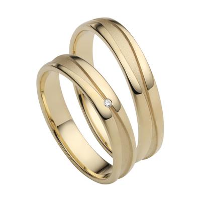 Trauring FIRETTI "Schmuck Geschenk Gold 750 Hochzeit Ehering "LIEBE" Gr. 58, gold (gelbgoldfarben), Fingerringe, 58, ohne Brillant, Gelbgold 375, 4mm, Made in Germany, wahlweise mit oder ohne Brillant Image