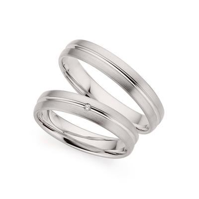 Trauring PHÖNIX "Schmuck Geschenk Gold 333 Trauring Ehering LIEBE versch. Varianten" Gr. 53, weiß (weißgoldfarben), Fingerringe, 53, ohne Brillant, Weißgold 333, 4,0mm, Made in Germany, wahlweise mit oder ohne Brillant Image