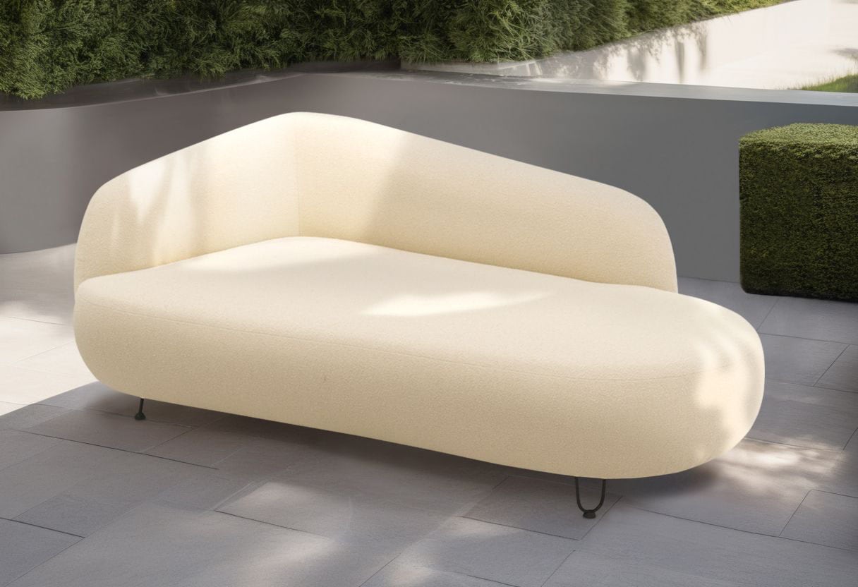 Recamiere DOMO COLLECTION "Poika, auch als Sessel und Hocker bestellbar, Bezug Fellimitat", beige, B:177cm H:79cm T:105cm, 30% Polyester, 15% Acryl, 55% Polypropulene, Sofas, Formschönes Outdoor-Highlight, ideal für Garten, Balkon, Terrasse