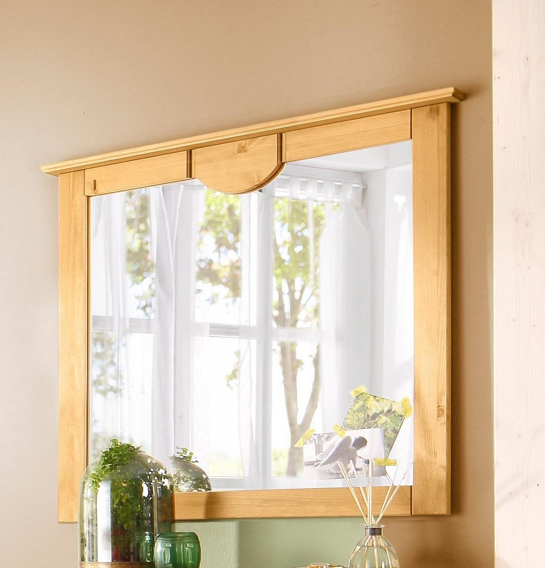 Garderobenspiegel HOME AFFAIRE "Klera", braun (dunkelbraun), B:81cm H:81cm T:5cm, FSC-zertifiziertes Massivholz, Spiegel, Rahmen aus massiver Kiefer, FSC, Breite 81 cm Image