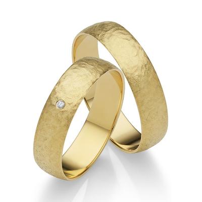 Trauring FIRETTI "Schmuck Geschenk Gold 375 Hochzeit Ehering "LIEBE" Gr. 66, gold (gelbgoldfarben), Fingerringe, 66, 0,01 ct SI = kleine Einschlüsse mit Brillant, Gelbgold 375, 5mm, Made in Germany, wahlweise mit oder ohne Brillant Image