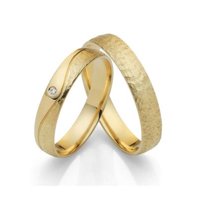 Trauring FIRETTI "Schmuck Geschenk Gold 750 Hochzeit Ehering "LIEBE" Gr. 64, gold (gelbgoldfarben), Fingerringe, 64, 0,01 ct SI = kleine Einschlüsse mit Brillant, Gelbgold 375, 4mm, Made in Germany, wahlweise mit oder ohne Brillant Image