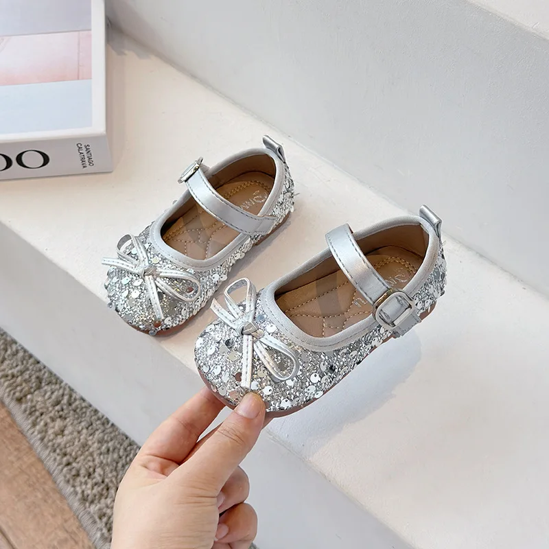 Mädchen Frühling Herbst Neue Bogen Prinzessin PU Leder kinder Weiche Sohle Nicht-slip Quadratischen Mund Schuhe Pailletten größe 23-34 Loafer Image