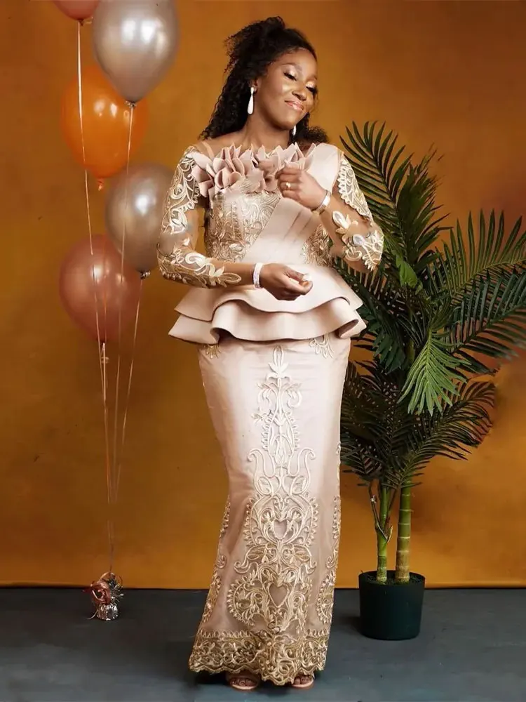 Champagne Prom Dresses Long Sleeve Ruffles Peplum 3D Lace Appliques Mermaid Formal Evening Gowns Celebrity Party Wear New