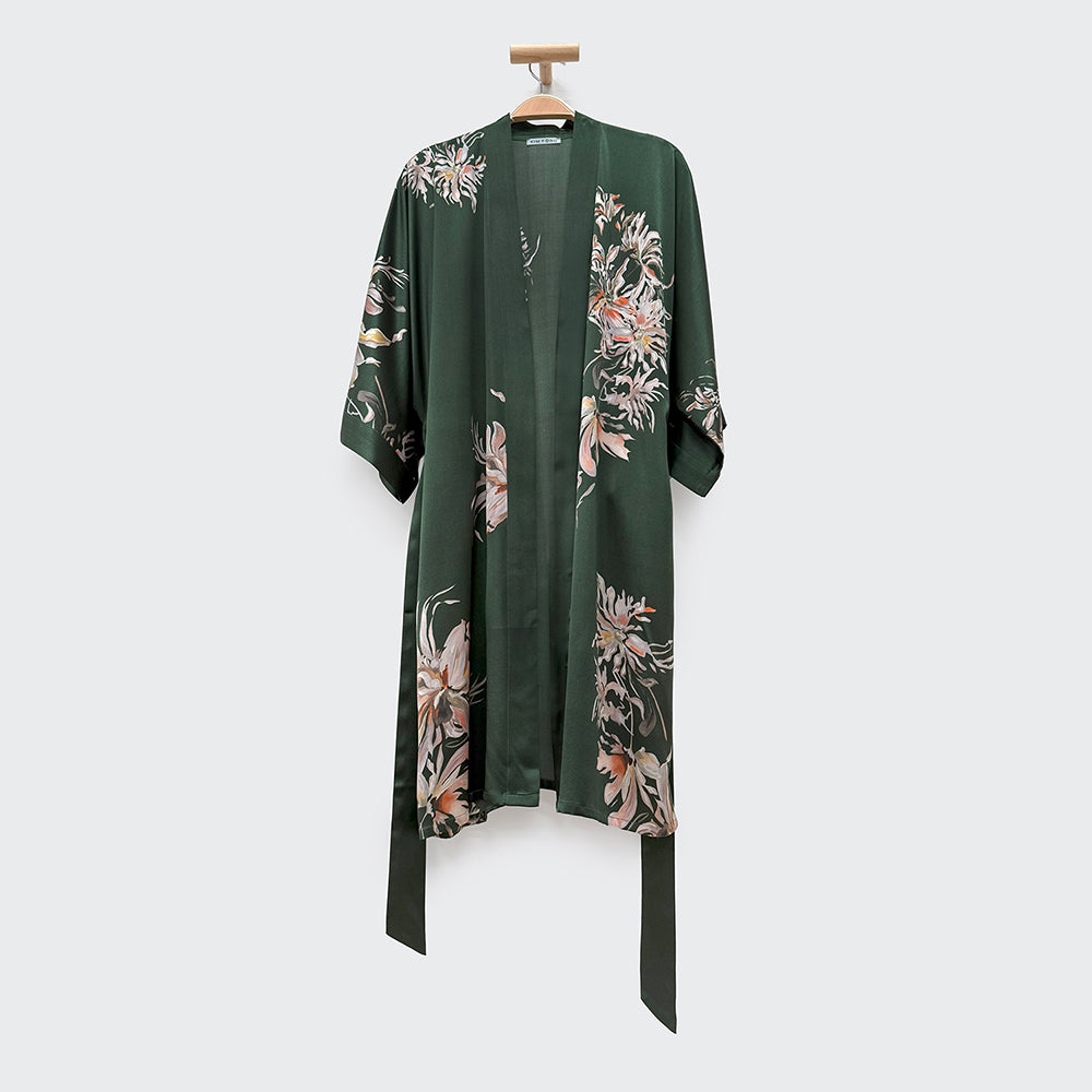 KIM+ONO Kimono Robe | Washable Silk Yuri Short Kimono Robe | Washable Silk | Verdant | Short