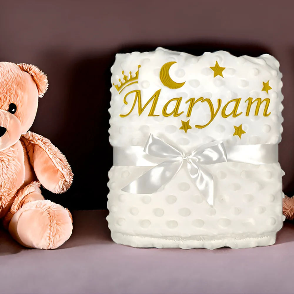 Personalisierte Babydecke mit Namen für Neugeborene, Jungen und Mädchen, individuelle Minky-Fleece-Decke für Kleinkinder, Kinderbett, Kinderwagen, Geburtstagsgeschenk Image
