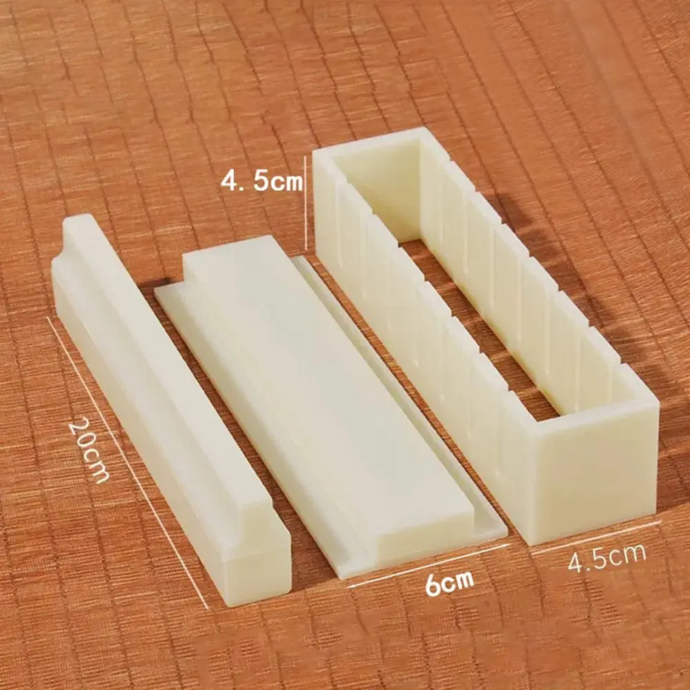 3 teile/satz Kunststoff Sushi Maker Ausrüstung Kit Anti-stick Runde Platz Herz-förmigen Kimbap Sushi Rollen Form DIY multifunktionale Image